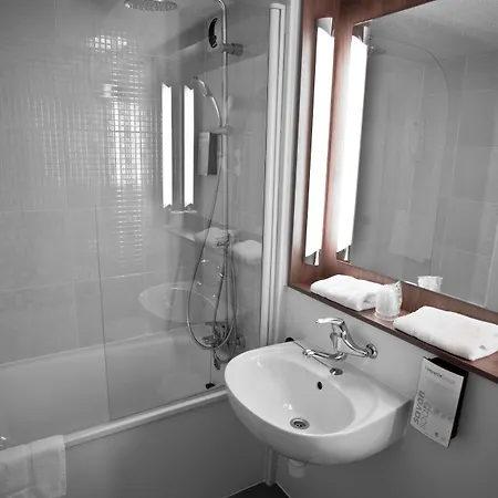 Campanile Le Havre Nord - Hotel