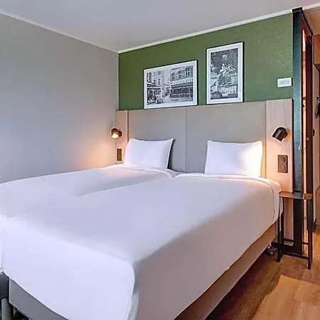 Campanile Le Havre Nord - Otel Montivilliers