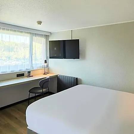 Campanile Le Havre Nord - Otel