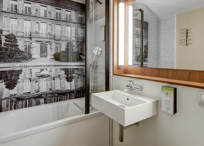 Campanile Le Havre Nord - Hotel Montivilliers