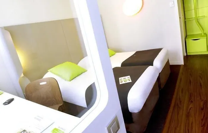 Campanile Le Havre Nord - Hotel 3*